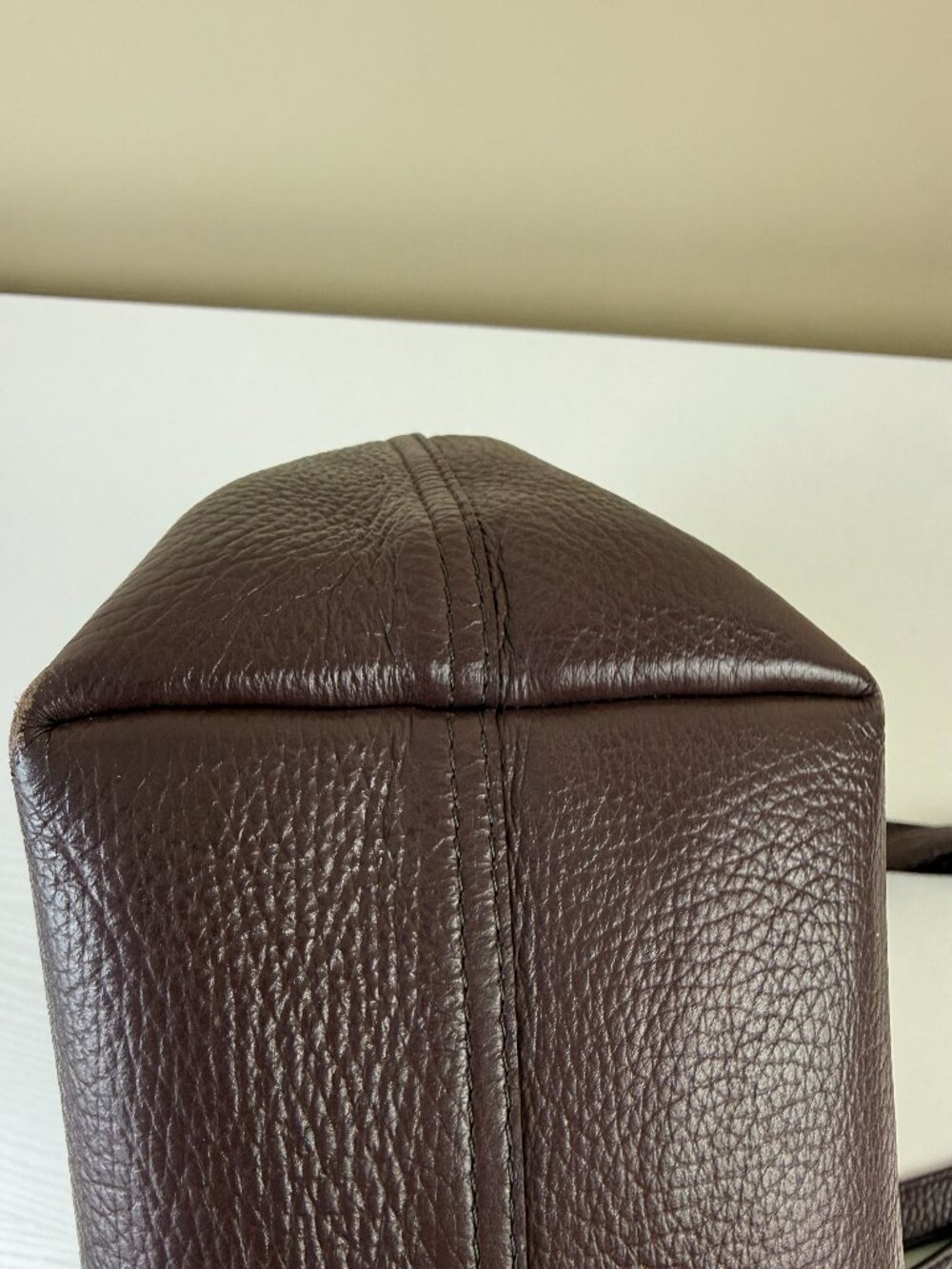 Cuyana Burgundy Pebbled Leather Tote Bag - Picture 7 of 16
